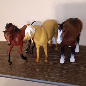 Set of 3 Realistic Horse Figurines